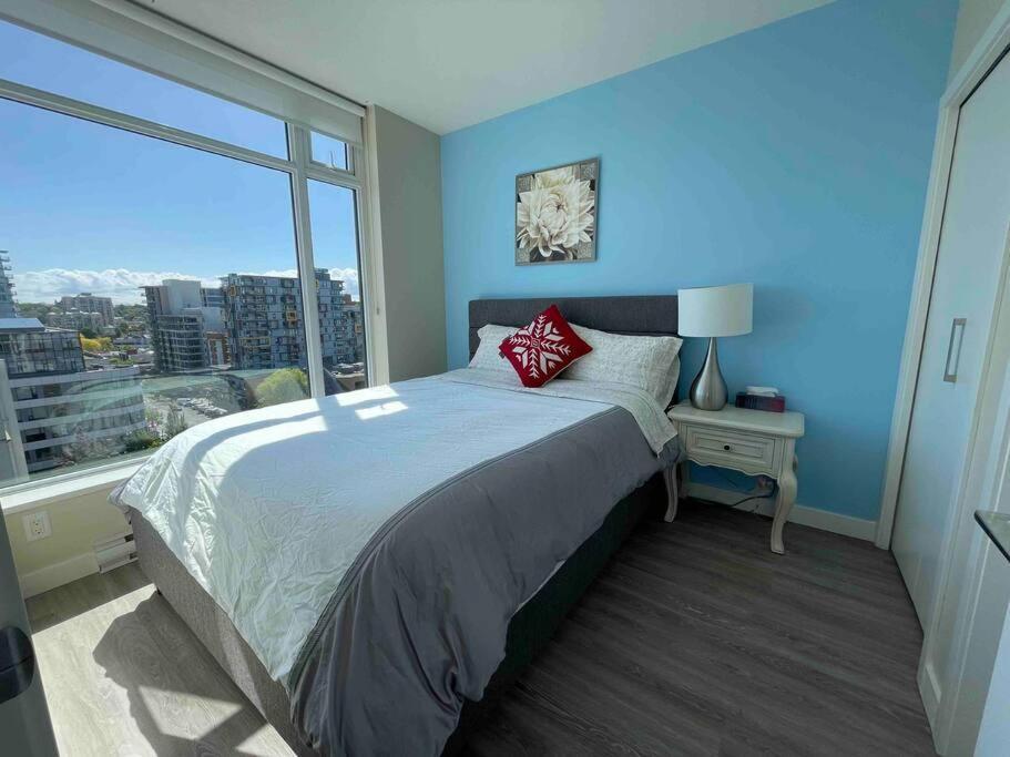 Modern 2 Bedroom Ocean Views Victoria Downtown Free Parking エクステリア 写真
